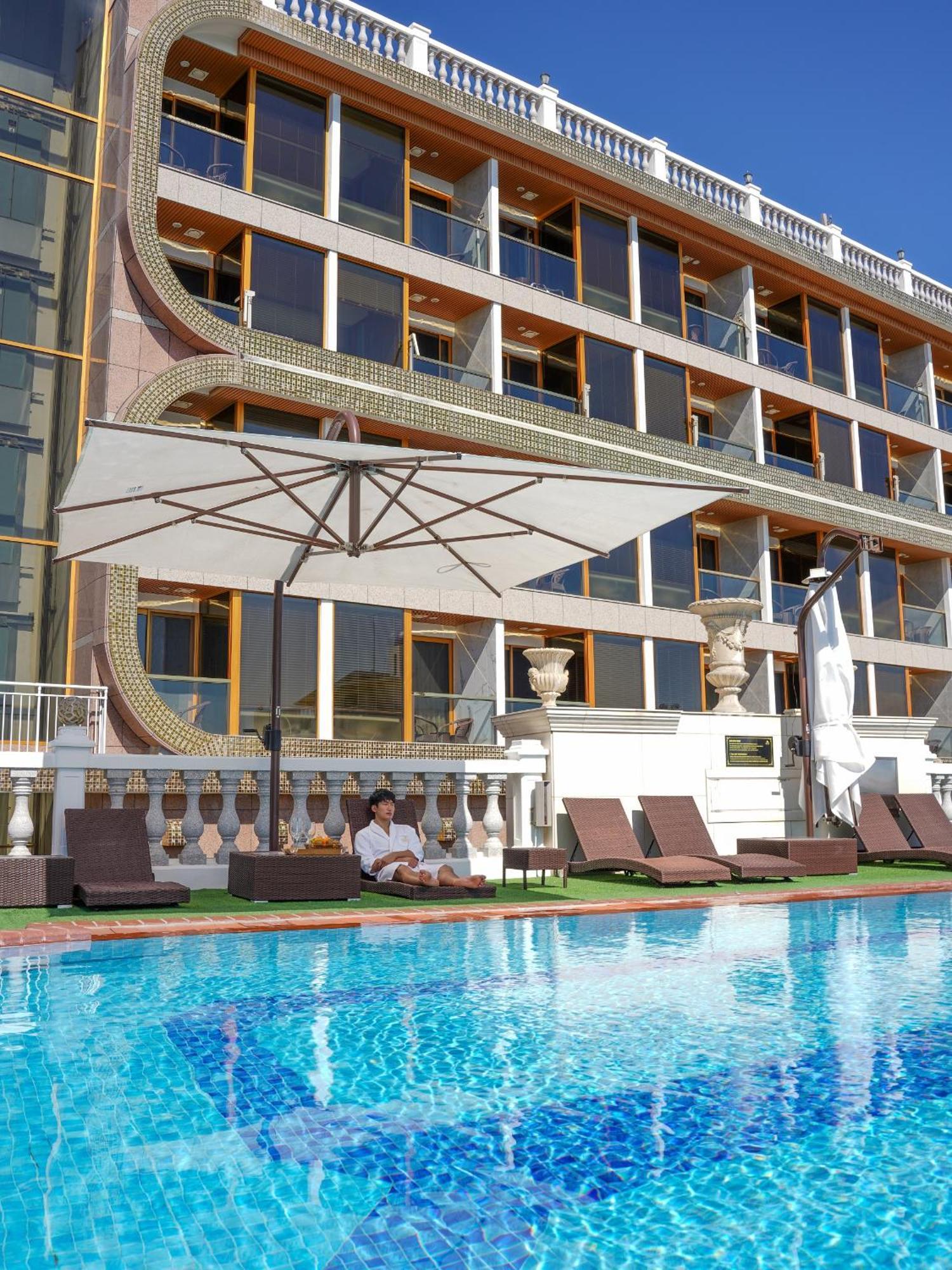Goldone Hotel & Suites Sogüpcho Exteriér fotografie